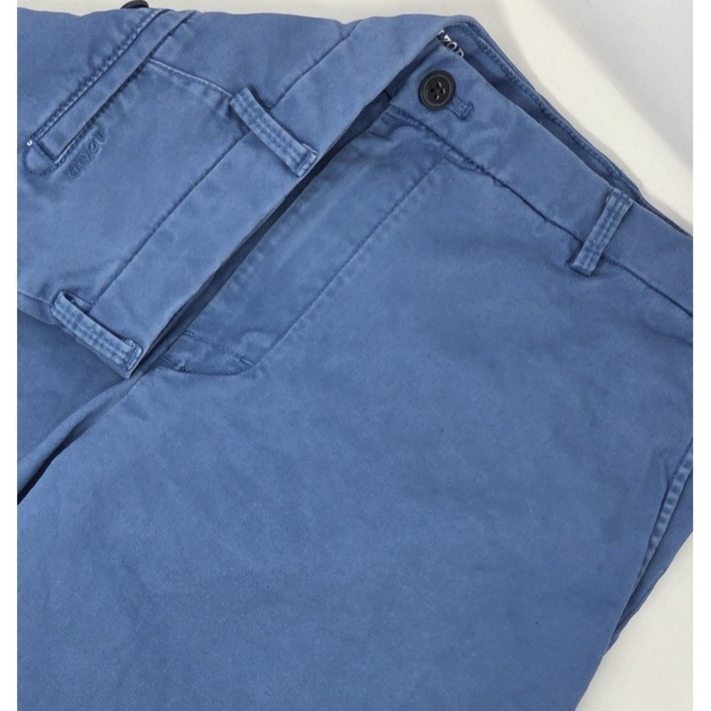 IZOD Saltwater Stretch Flat Front‎ Chino Shorts Blue Men's 38 Waist 9.5 Inseam